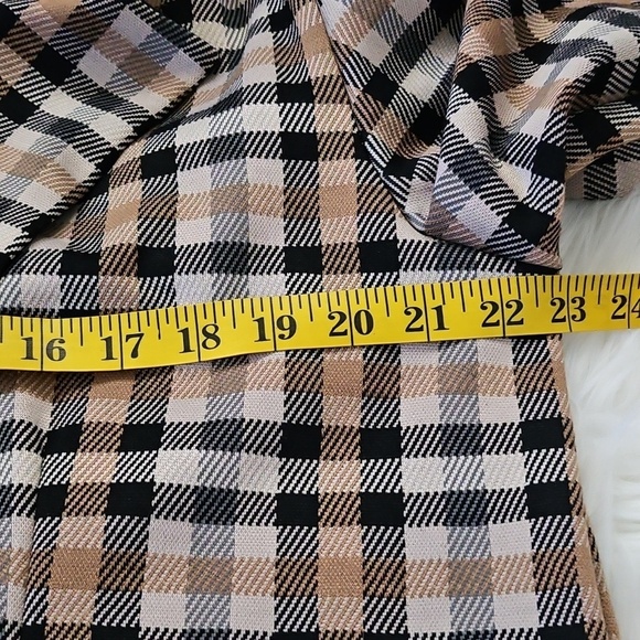 Maurices Caramel, Tan, and Brown Checkered Blazer NWOT - Picture 14 of 16